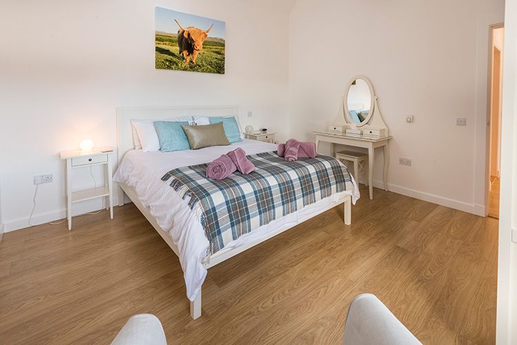 speyside holiday cottages- comfortable bedroom