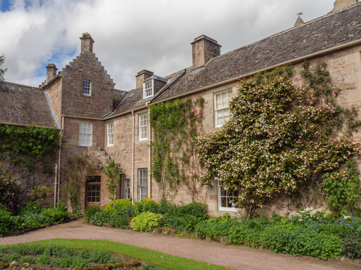 The Courtyard Cafe - Ballindalloch Castle
