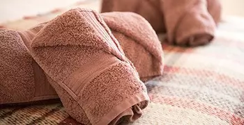 holiday cottages speyside - cleanly folded towels